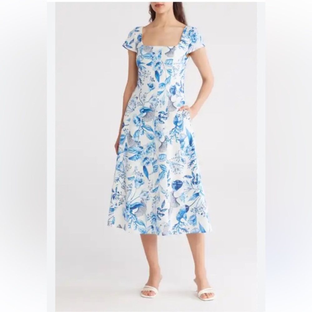 Aves  Les Filles 🔥FORAGE Blue and White Floral Dress